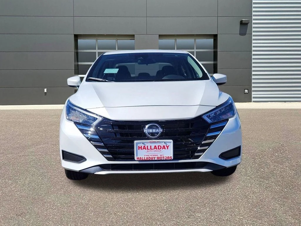 2025 Nissan Versa Sedan SV - Photo 7