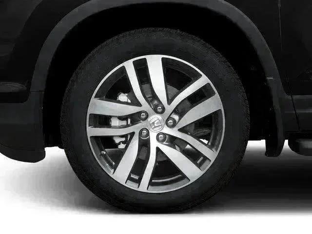 Used 2016 Gray Honda Touring image 10