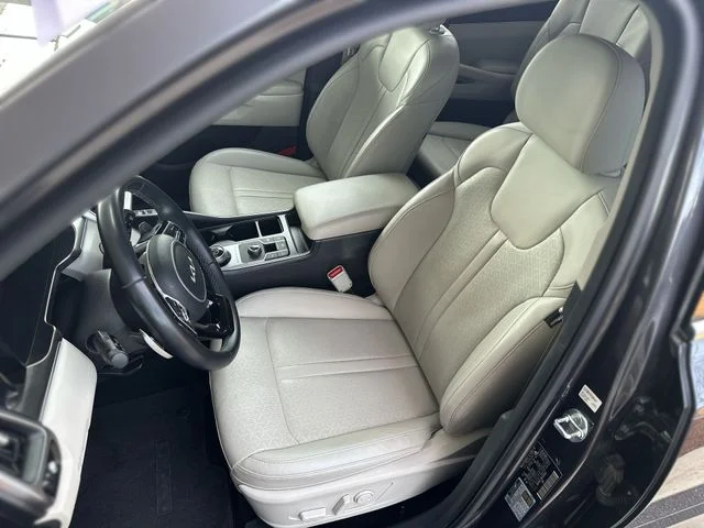 Used 2022 Gray Kia EX image 12