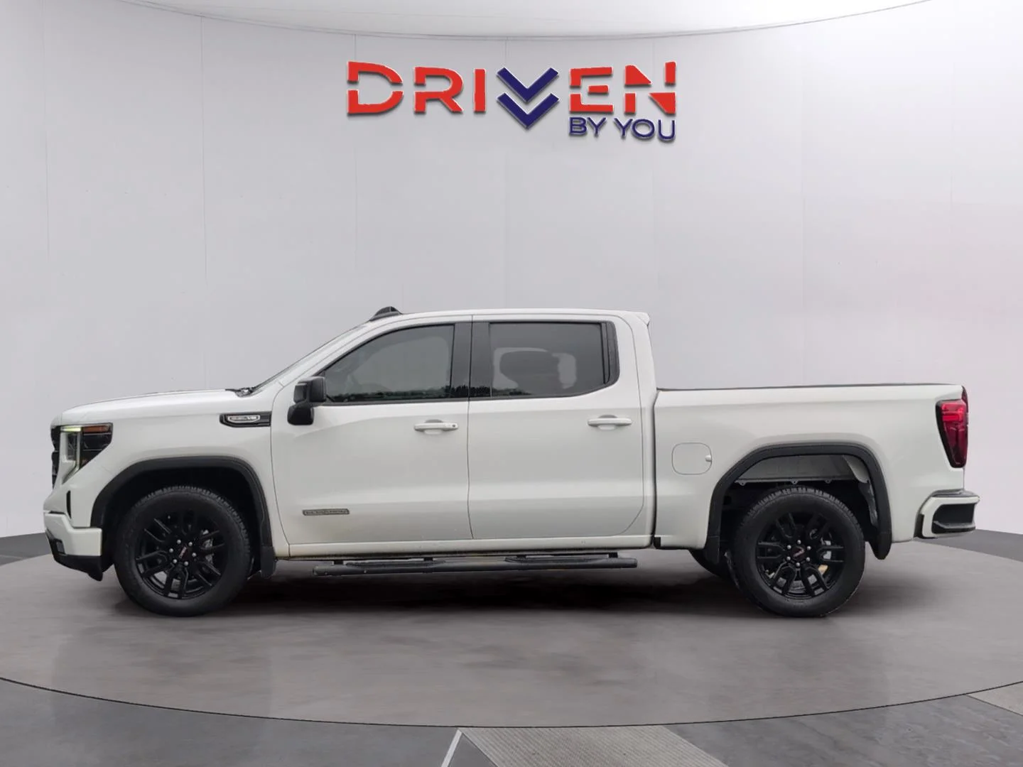 Used 2023 Summit White GMC Elevation image 2