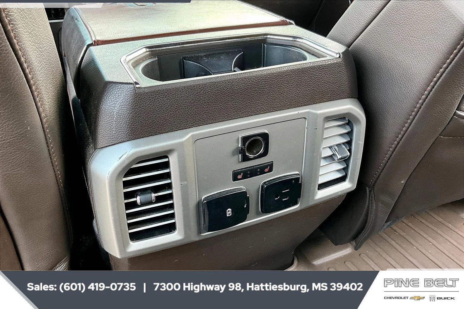 Used 2018 White Ford King Ranch image 25