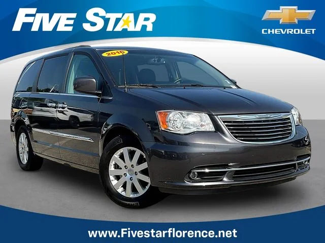 2016 Chrysler Town & Country