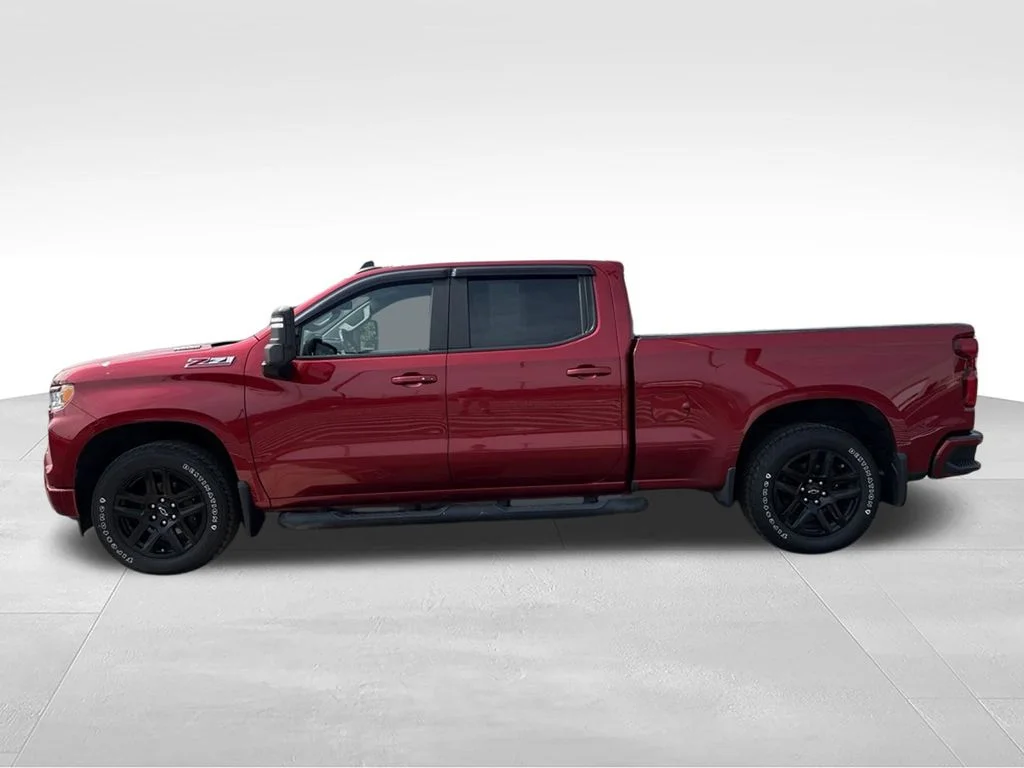 Used 2023 Red Chevrolet RST image 6