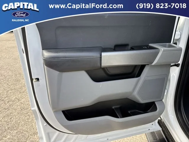 Used 2025 White Ford XLT image 17