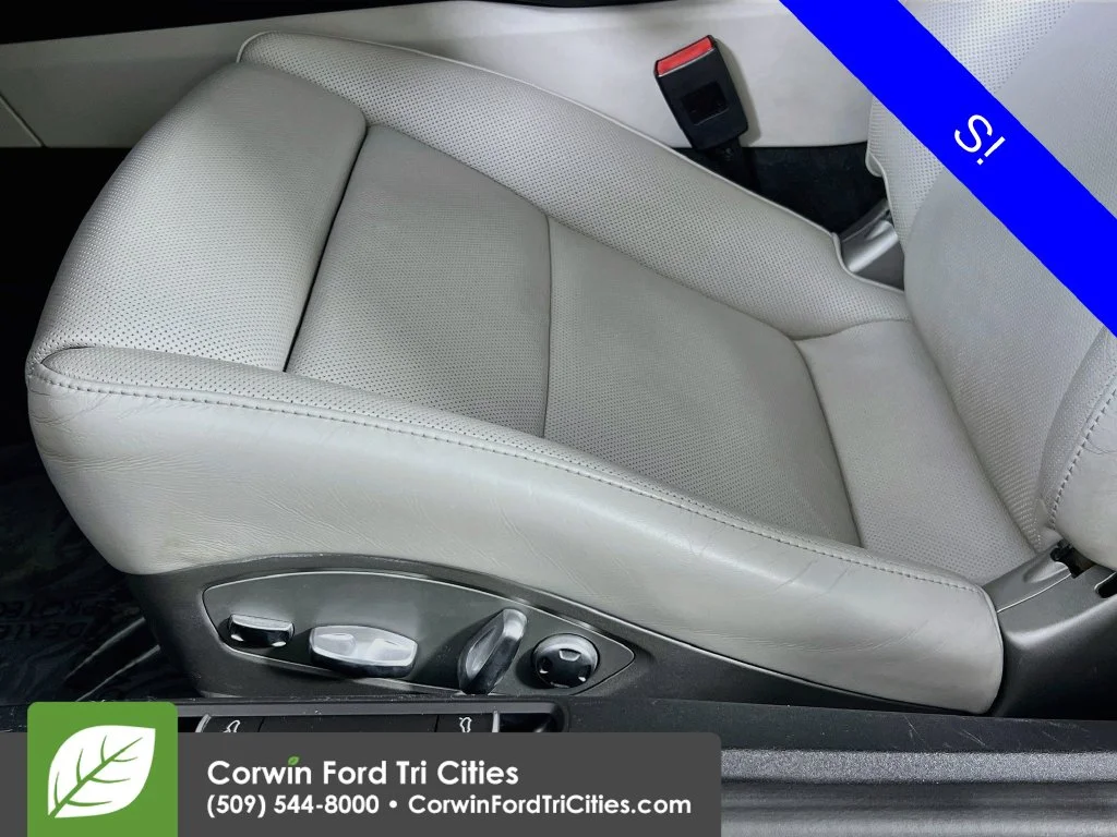 Used 2019  Porsche  image 21