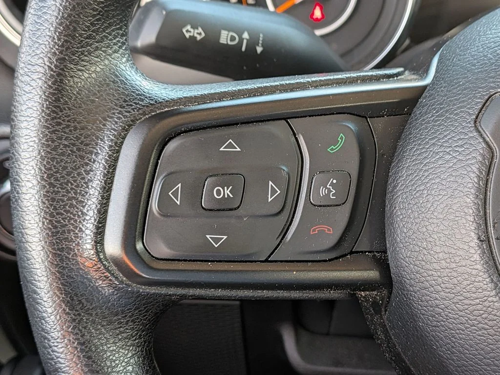Used 2023 Silver Jeep Sport image 20