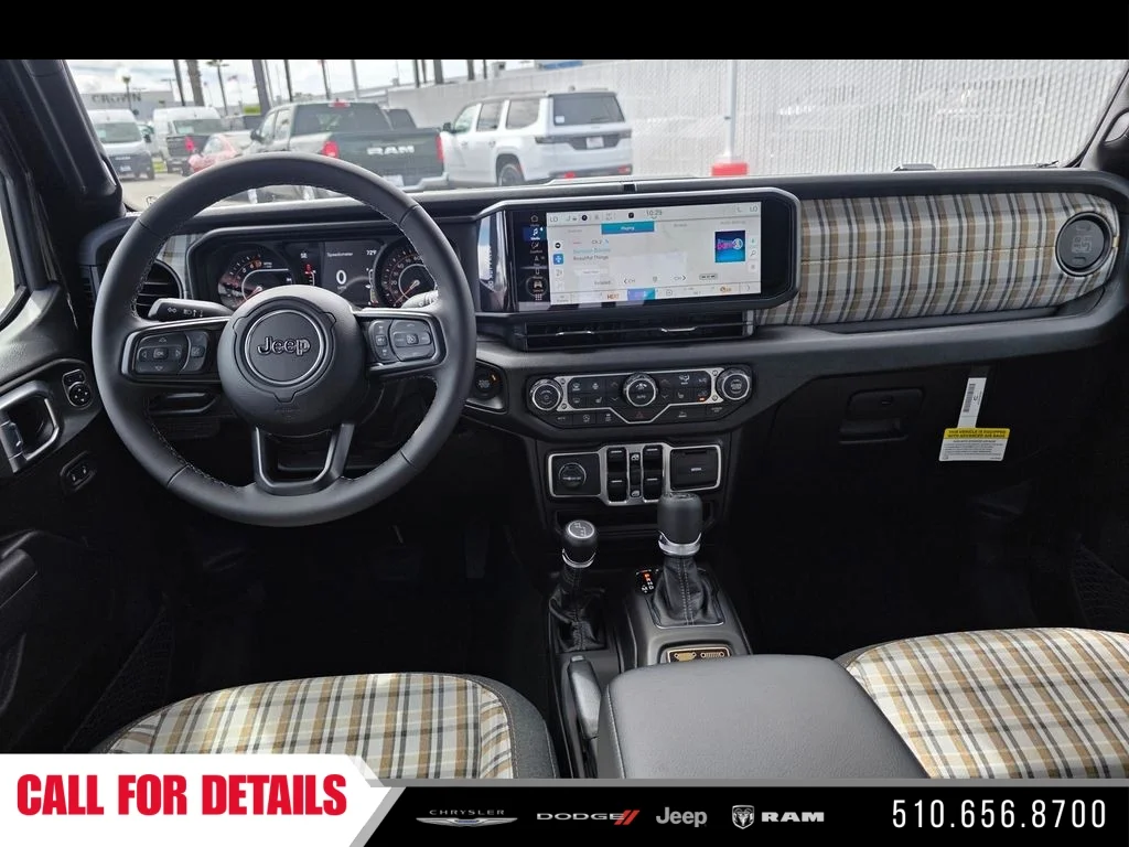 New 2026 Black Clear-Coat Exterior Paint Jeep 85th Anniversary Edition image 13
