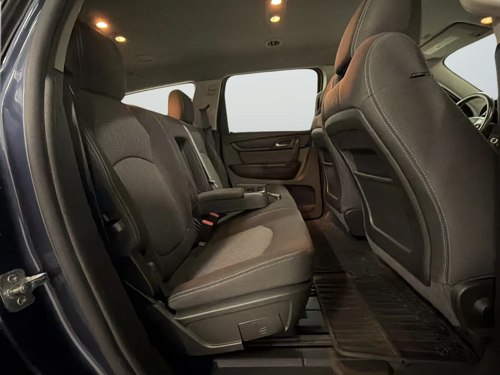 Used 2014 Blue Chevrolet LT image 24