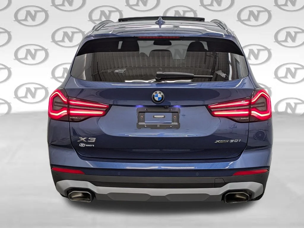 Used 2022 Blue BMW xDrive30i image 22