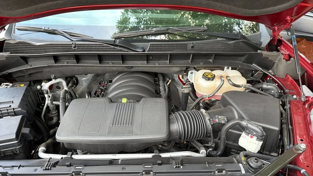 Used 2023 Volcanic Red Tintcoat GMC AT4 image 31