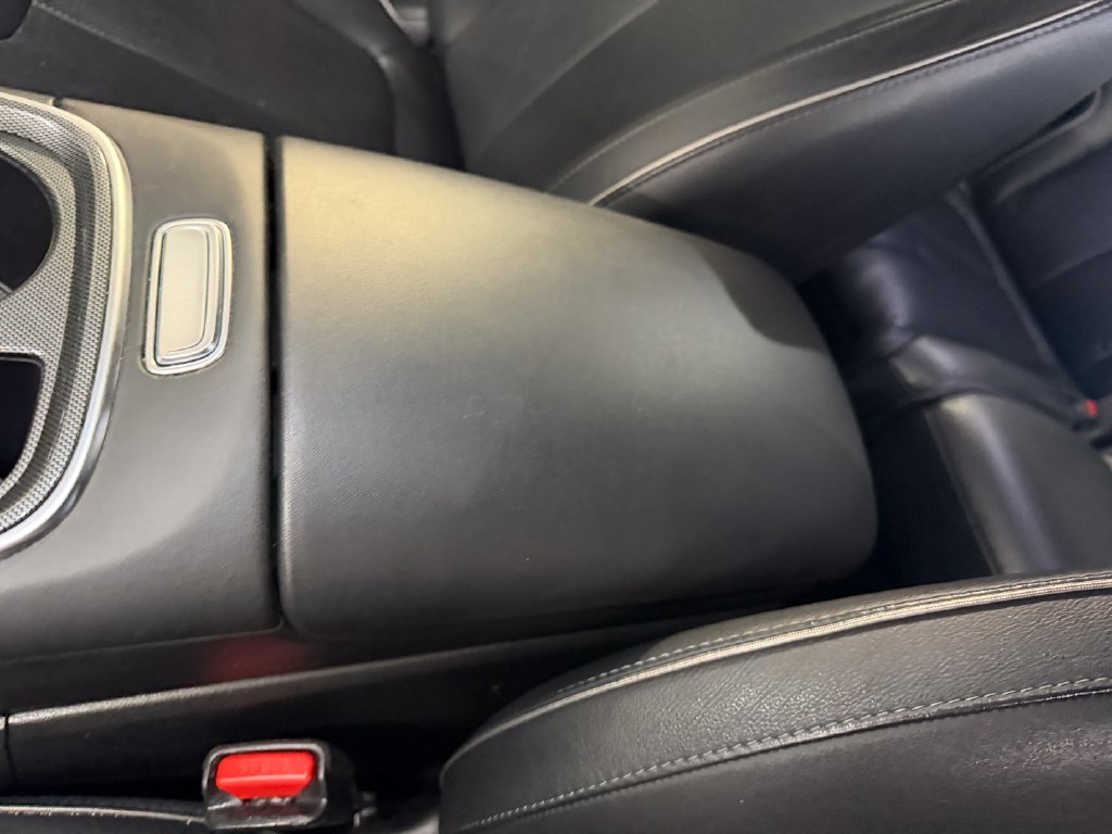 Used 2022 Black Hyundai SEL image 16