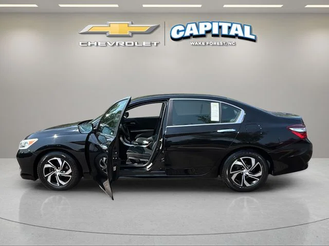 Used 2016  Honda LX image 9