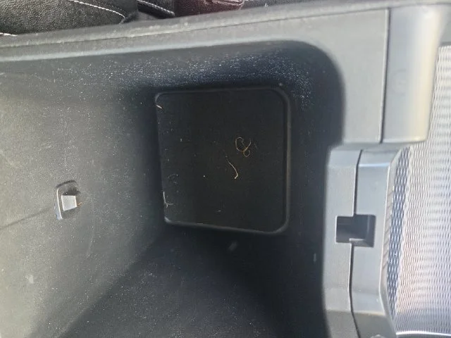Used 2025 Red Jeep Altitude X image 29