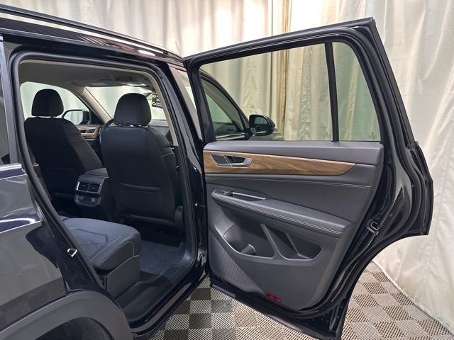 2026 Volkswagen Atlas SE - Photo 32
