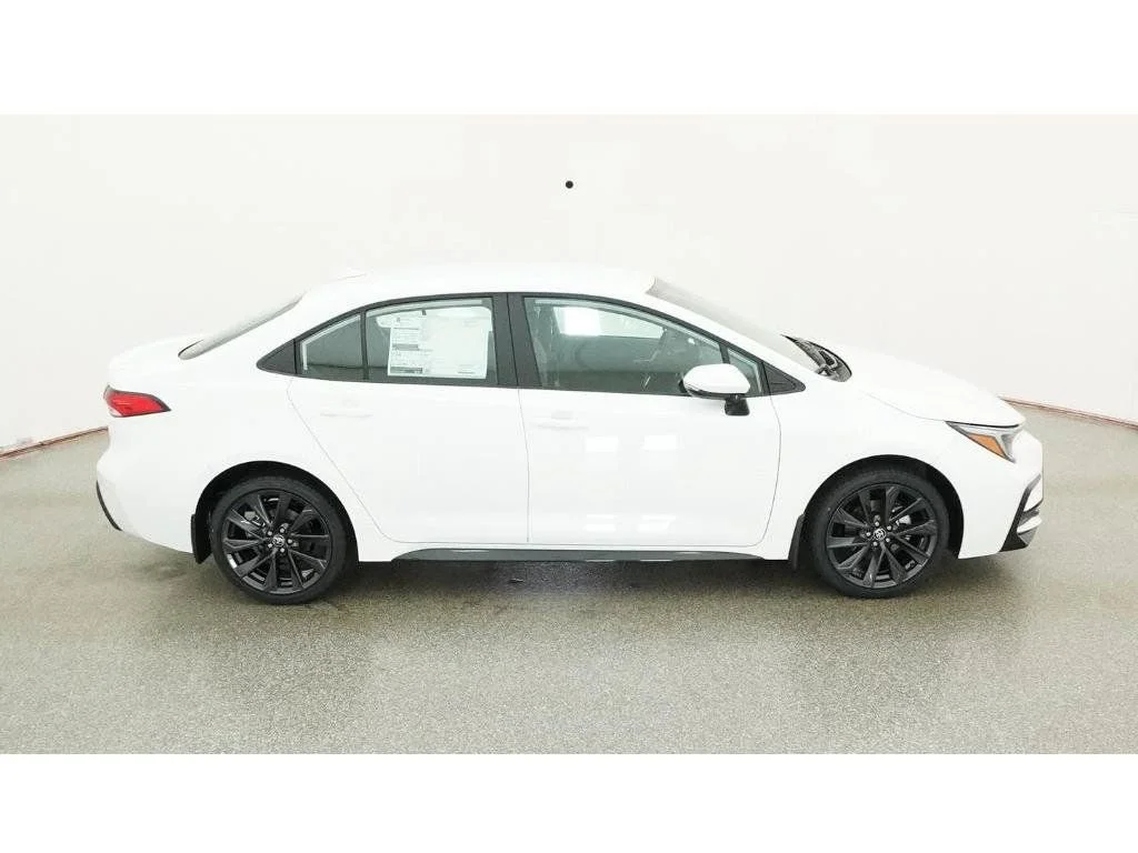 New 2026 Ice Cap Toyota SE image 14