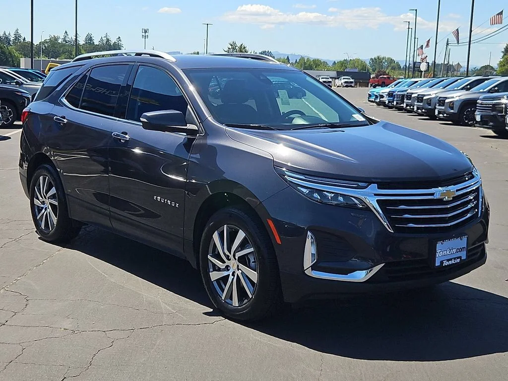 Used 2022 Iron Gray Metallic Chevrolet Premier image 8