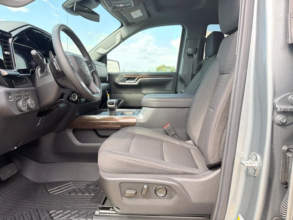2026 Chevrolet Silverado 1500 RST - Photo 25