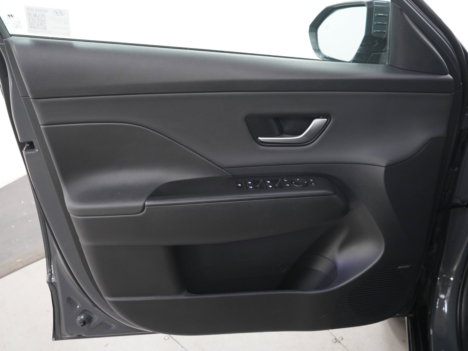 2025 Hyundai Kona Limited - Photo 21