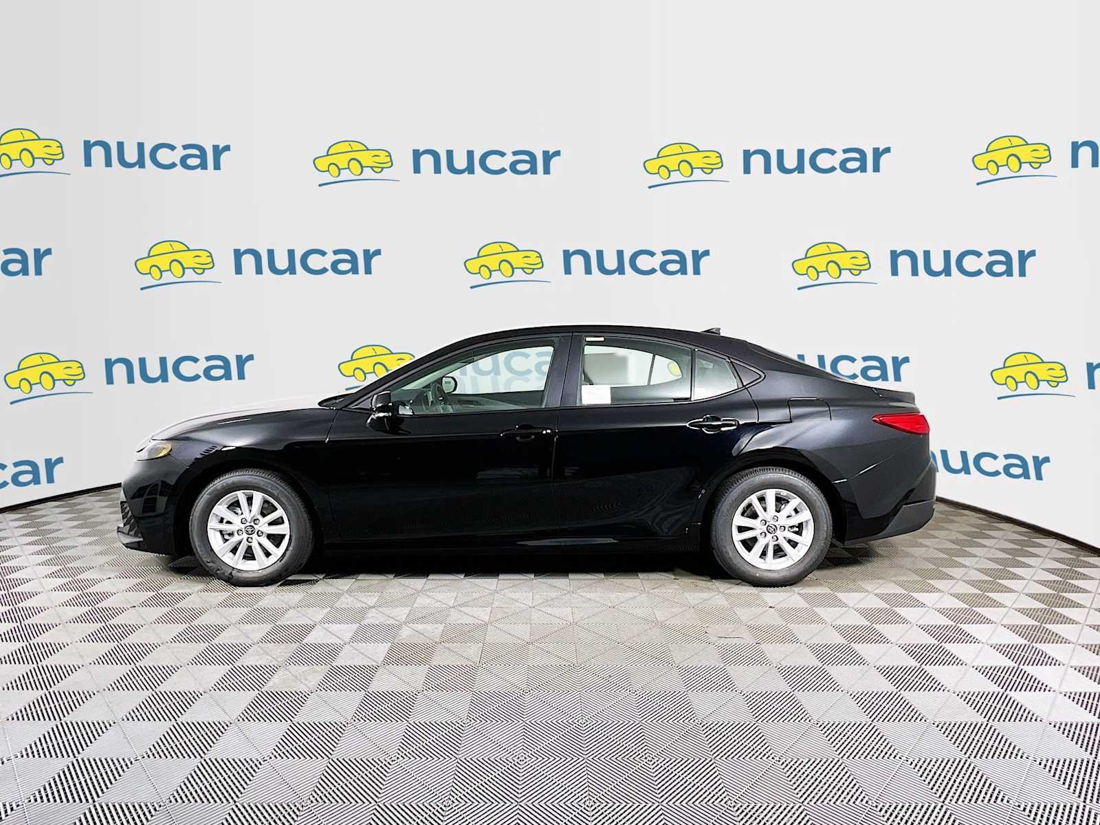 2026 Toyota Camry — photo 4