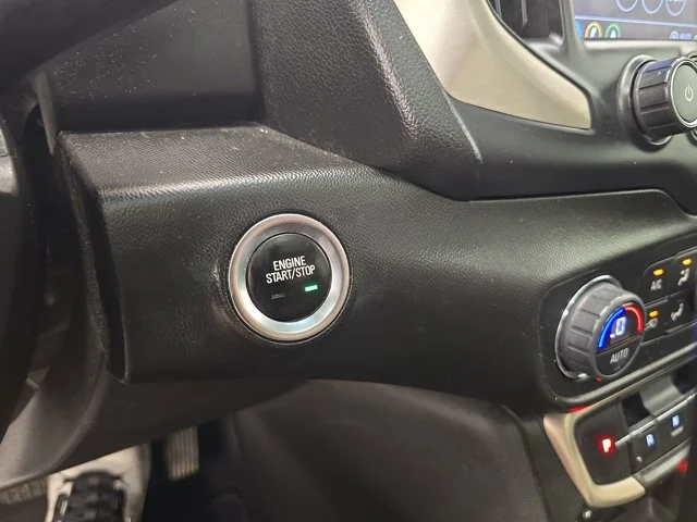 Used 2022 Quicksilver Metallic GMC Denali image 30