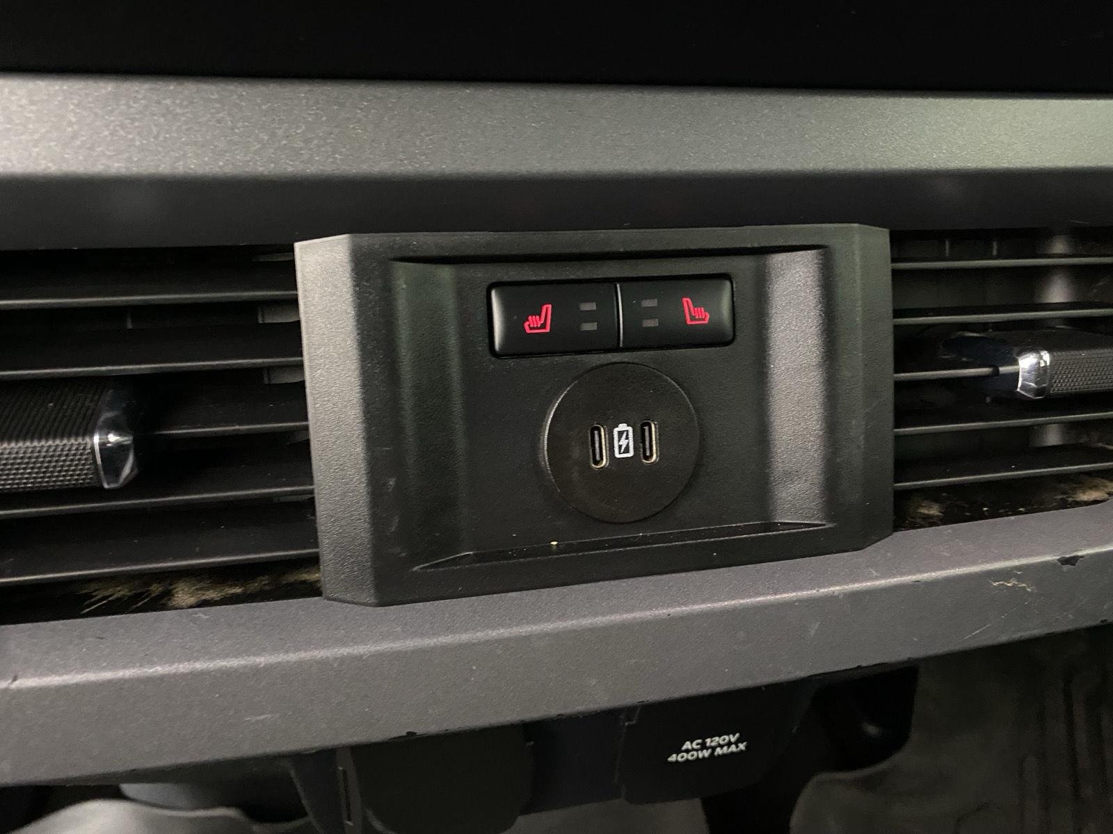 Used 2024 Agate Black Ford LARIAT image 24