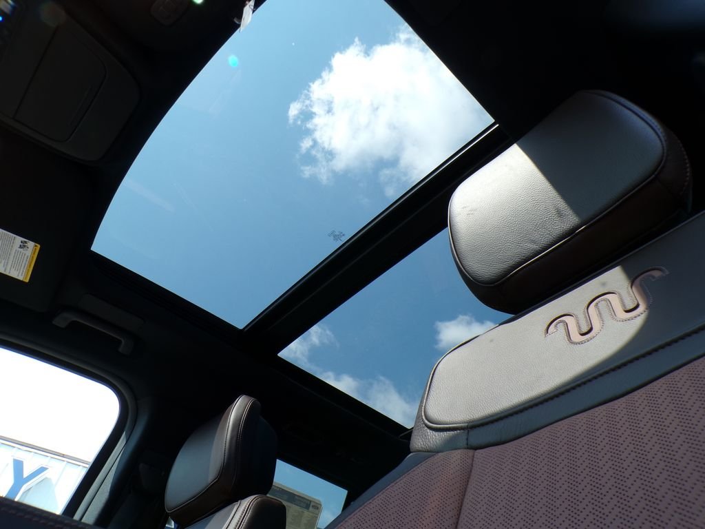 New 2026 Star White Metallic Tri-Coat Ford King Ranch® image 26