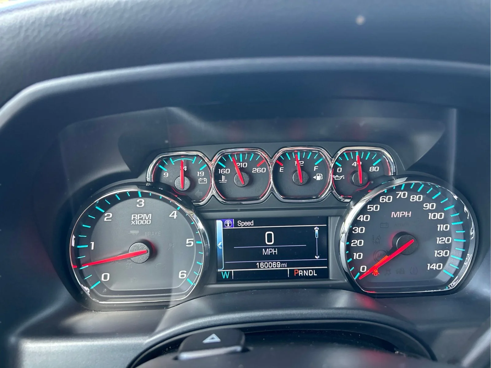Used 2018 Graphite Metallic Chevrolet LT image 27