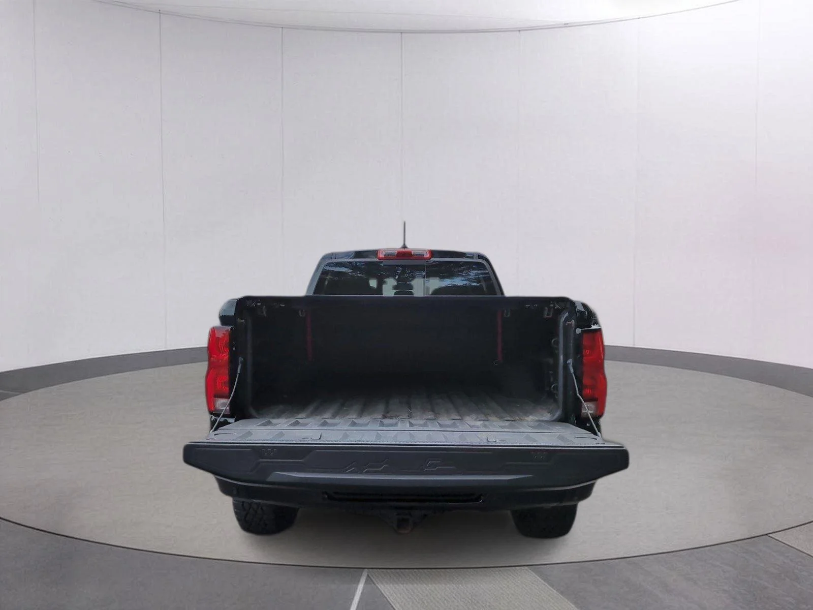 Used 2024 Black Chevrolet ZR2 image 5