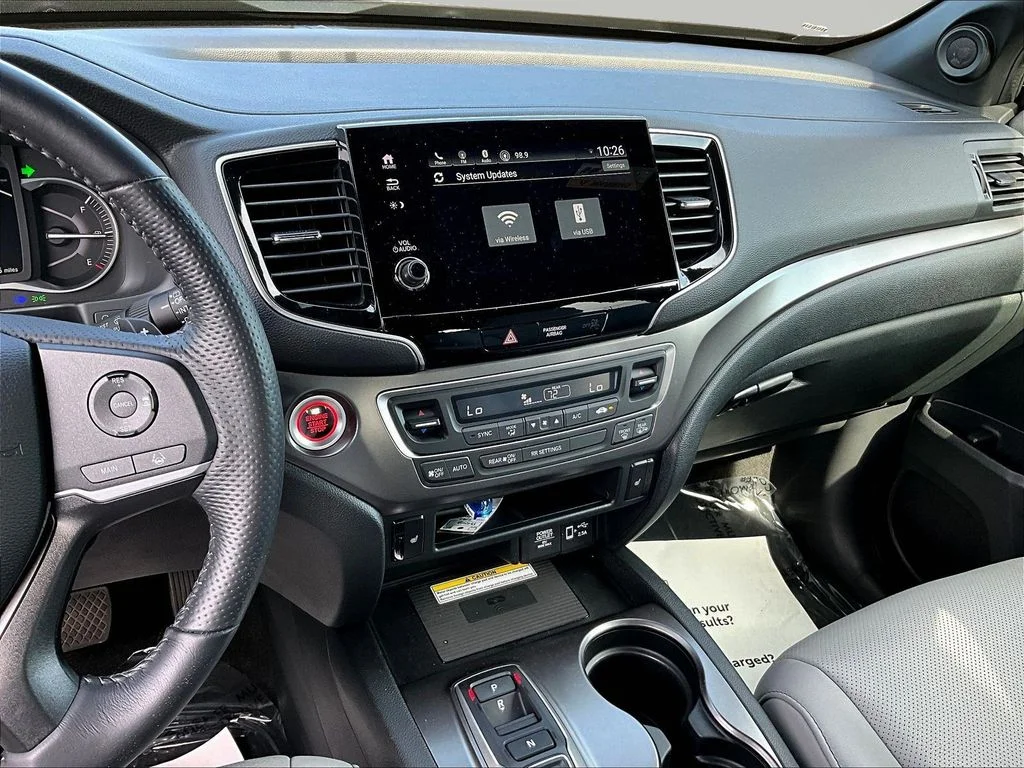 Used 2023 Lunar Silver Metallic Honda EX-L image 11