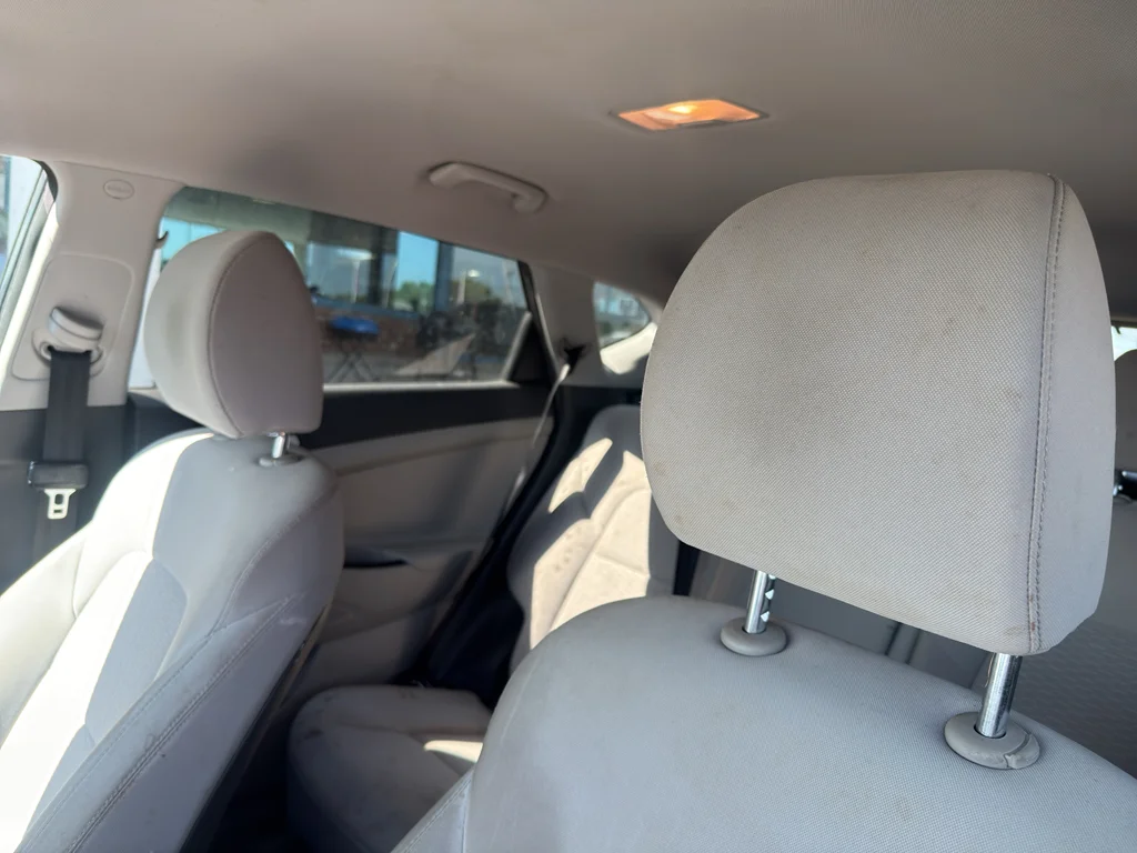 Used 2019 Coliseum Gray Hyundai SE image 2