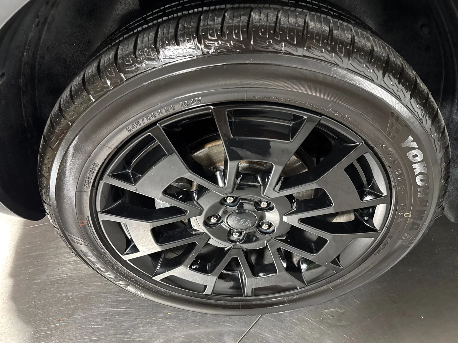 Used 2021 Ebony Black Kia SX image 13
