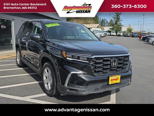 2023 Honda Pilot LX - Photo 7