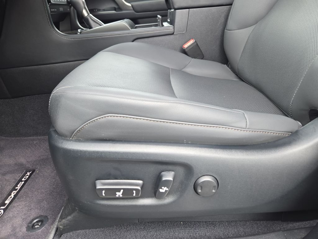 Certified Used 2023 ATOMIC SILVER Lexus 460 image 24