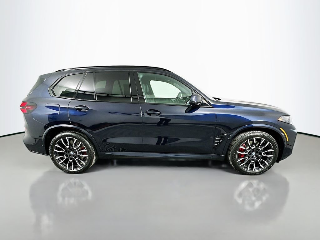New 2026 Carbon Black Metallic BMW xDrive50e image 4
