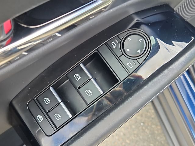Used 2023 Crystal Blue Mazda 2.5 S Preferred Package image 18