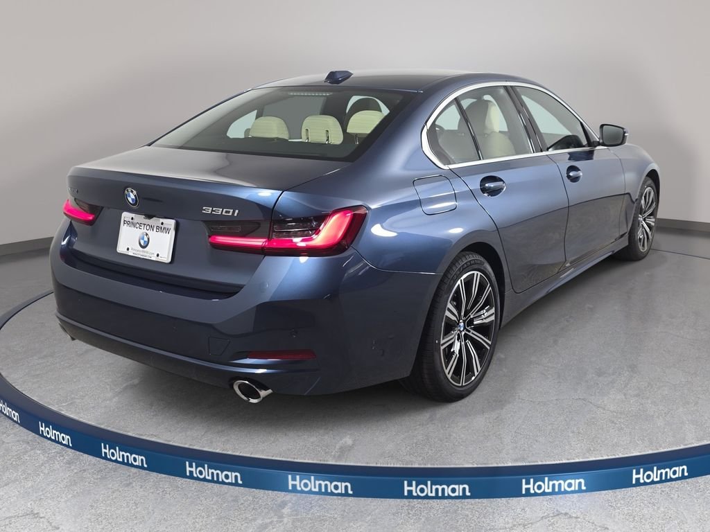 New 2026 Arctic Race Blue metallic BMW 330i xDrive image 5