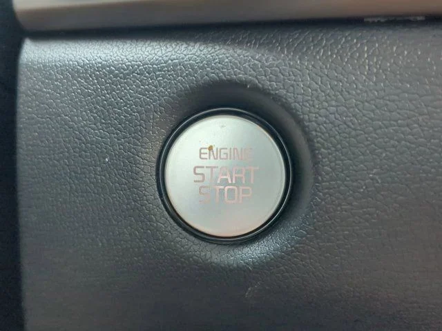 2025 Kia Sorento S - Photo 29