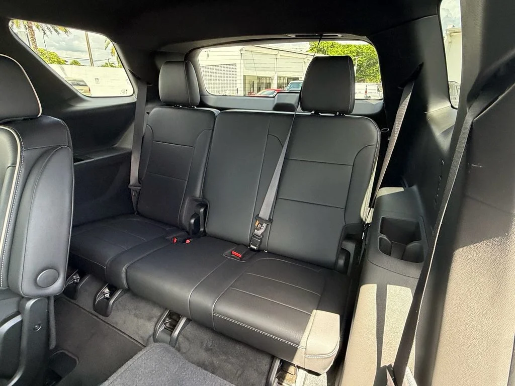 Used 2023 White Chevrolet Premier image 12