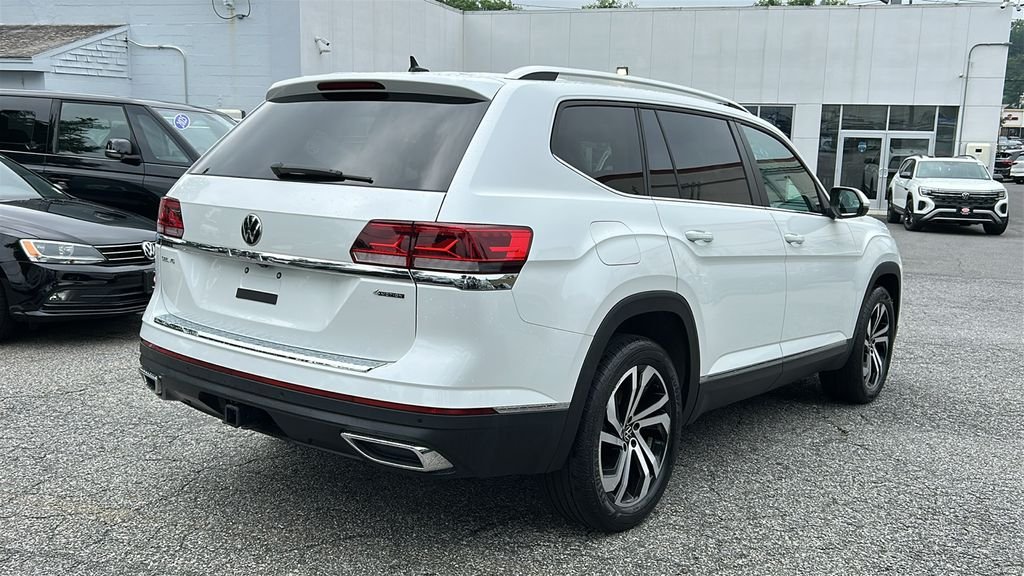 Used 2023 White Volkswagen SEL image 3