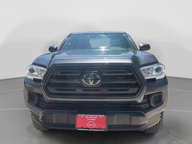 Used 2018 Gray Toyota SR image 9