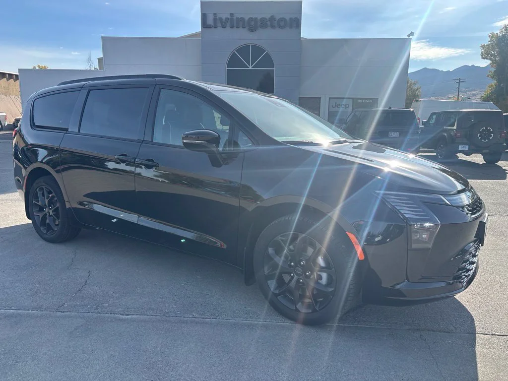 2027 Chrysler Pacifica