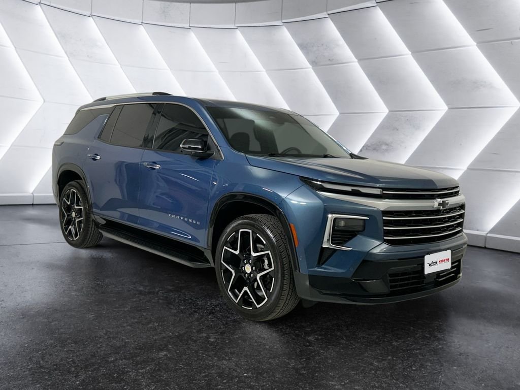 Used 2025 Blue Chevrolet High Country image 1