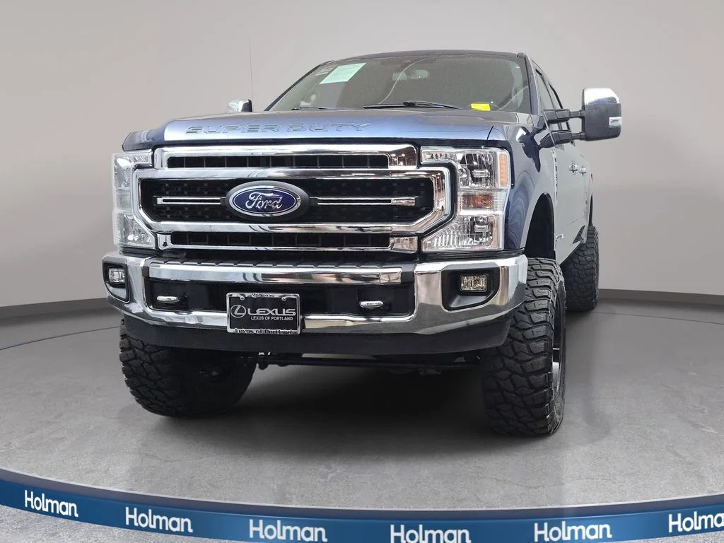 Used 2020 Blue Ford Lariat image 3