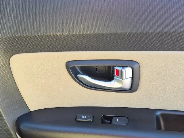 Used 2012 Green Kia Exclaim image 36