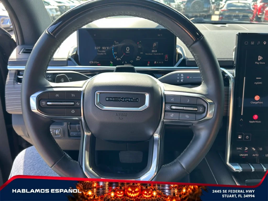 Used 2025 Onyx Black GMC Extended Range Denali image 21