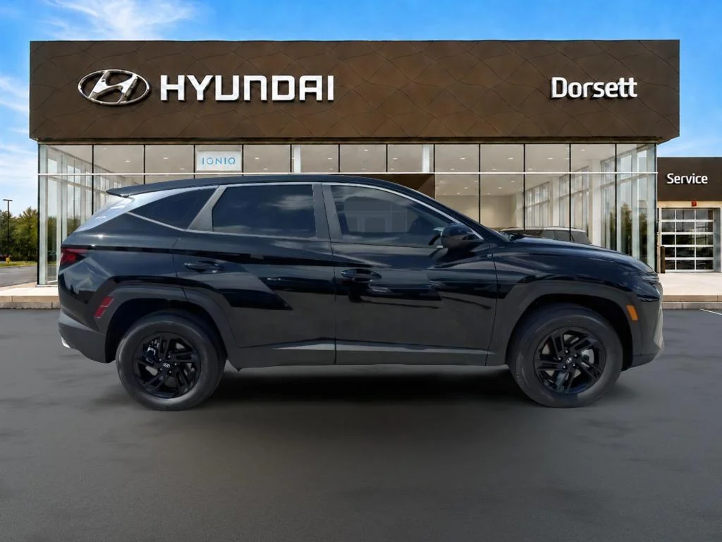 New 2026 Phantom Black Hyundai SE image 5