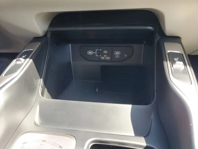 2025 Kia Sorento EX Hybrid - Photo 18