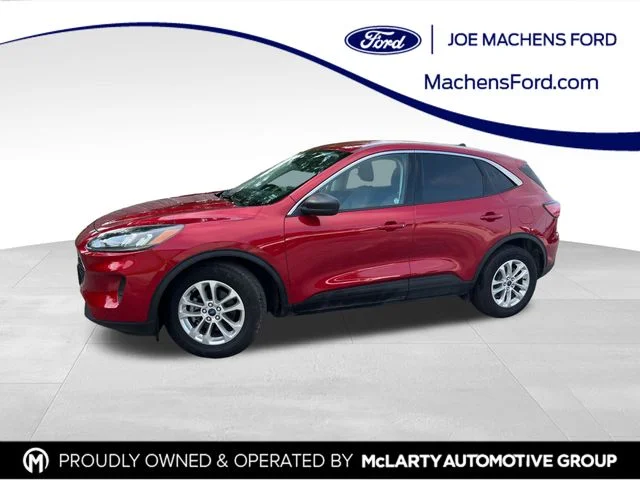 Used 2022 Red Ford SE image 1