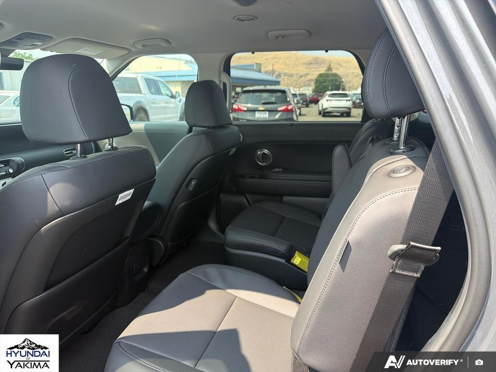 New 2026 Ecotronic Gray Pearl Hyundai SEL 7P image 23
