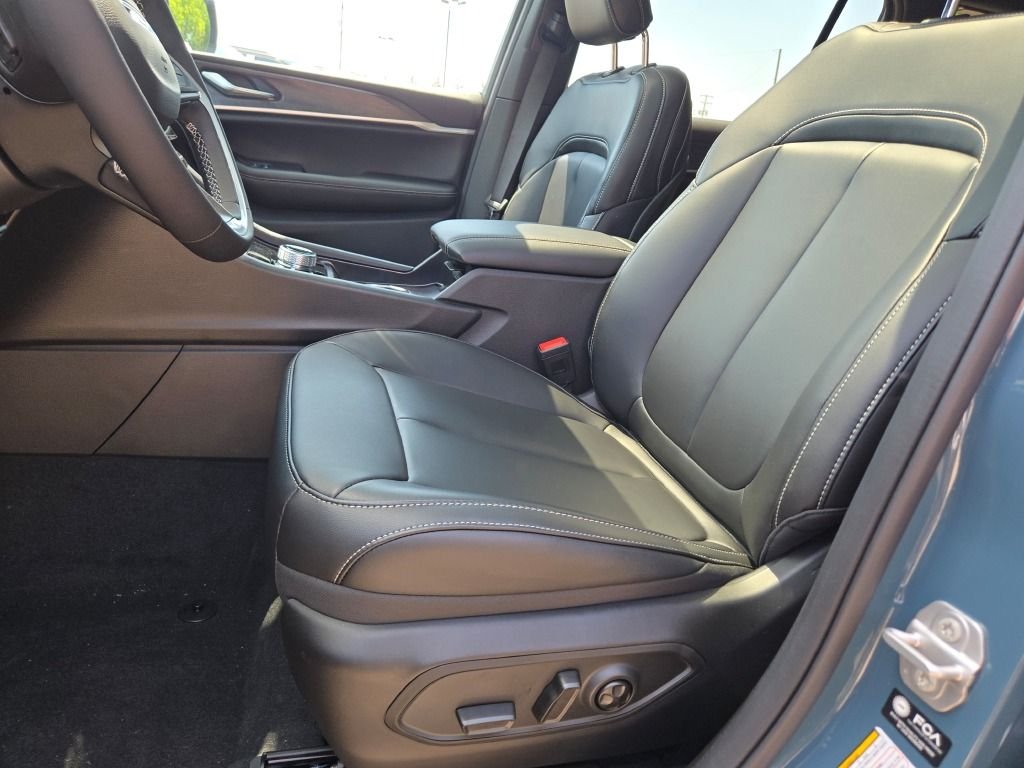 New 2026 Steel Blue Jeep Limited image 25